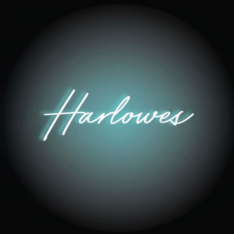 Image of Harlowes beauty